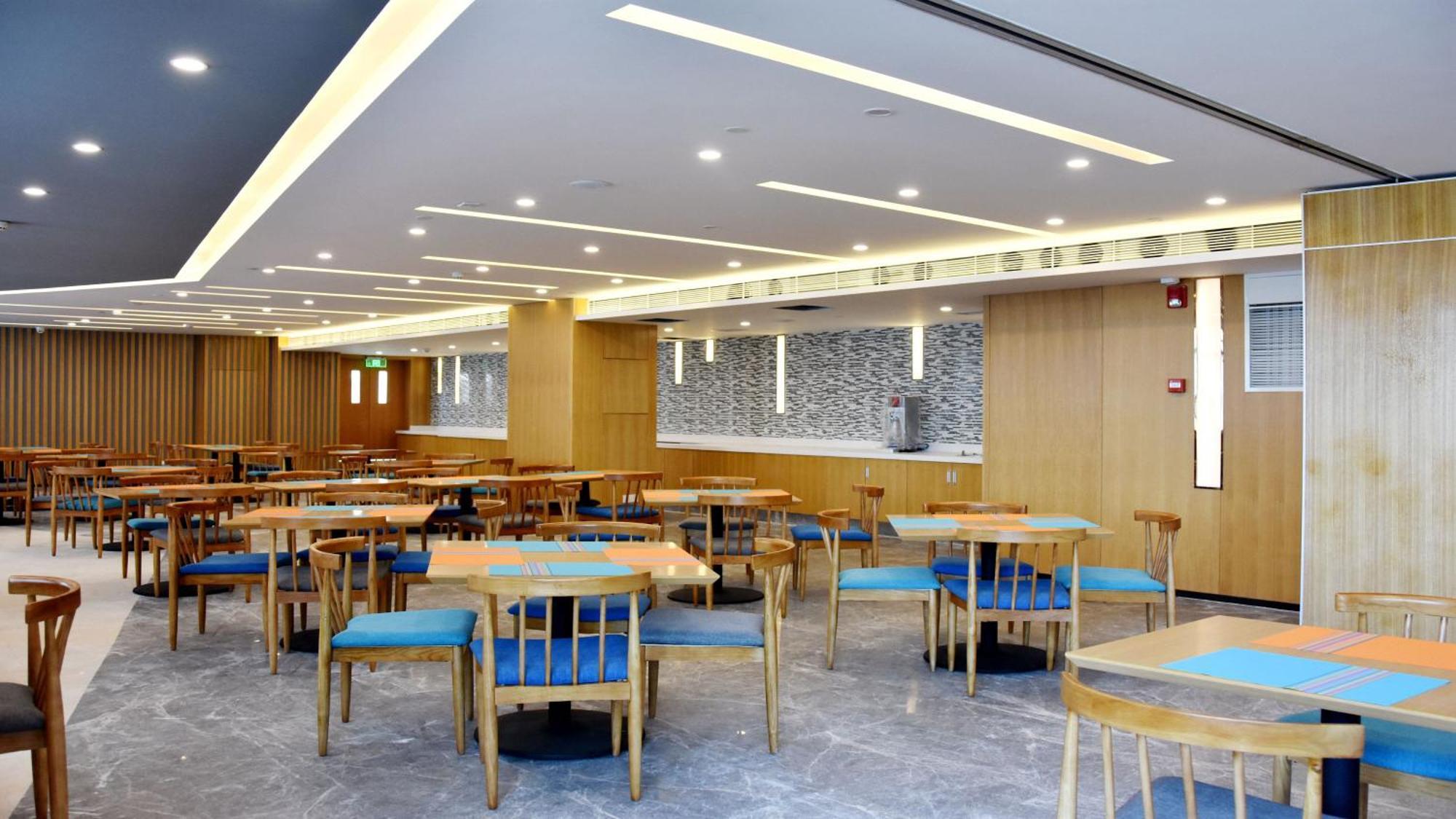 Holiday Inn Express Chengdu Airport Zone Free Shuttle From Shuangliu International Airport To Hotel ,Welcome Drink Zewnętrze zdjęcie